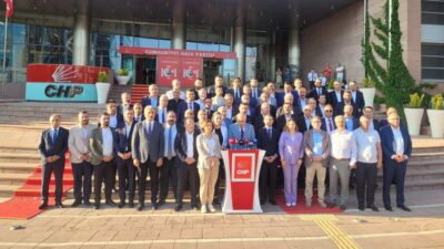 CHP'li 81 il başkanı Ankara'da toplandı. Toplantının ardından açıklama yapan