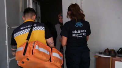 Nilüfer Belediyesi,  hasta ve bakıma ihtiyaç duyan vatandaşlara evlerinde ücretsiz