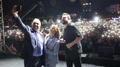 Nilüfer Belediyesi'nin düzenlediği 1. Karadeniz Festivali ikinci gününde de büyük