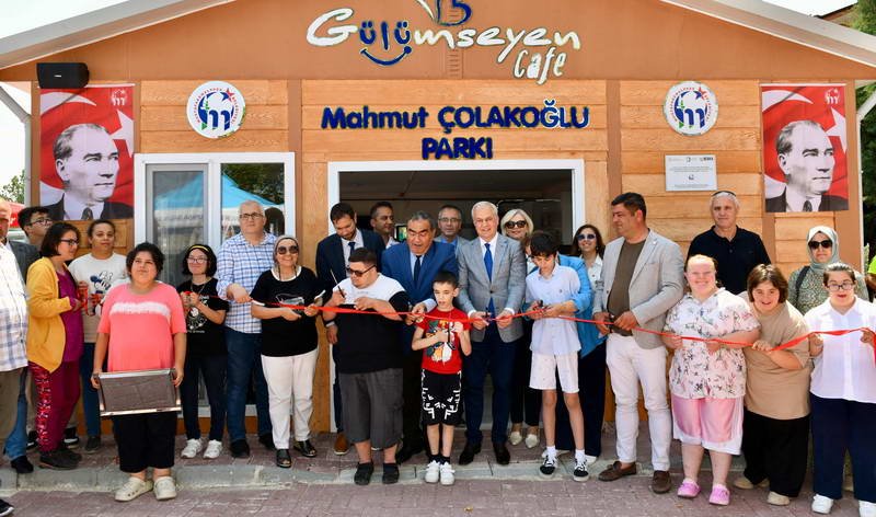 Mustafakemalpaşa Belediyesi, toplumun her kesimini kapsayıcı sosyal yaşam alanları oluşturma