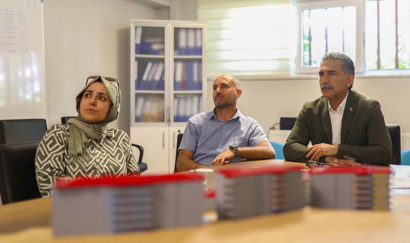 Gemlik Belediyesi, ilçede yaşam kalitesini artırmak ve güvenli konutlar inşa