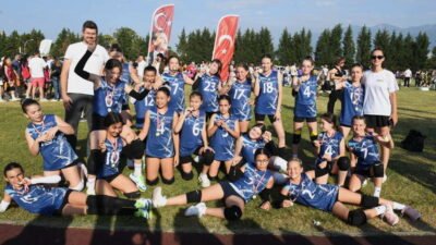 Osmangazi Belediyesi, Türkiye’de bir ilki gerçekleştirerek 10-12 yaş gurubundaki kız