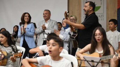 Osmangazi Belediyesi bünyesinde faaliyet gösteren Emek ve Hüdavendigar Yetenek Evleri,