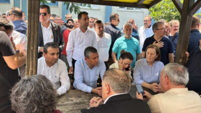 Manisa Büyükşehir Belediye Başkanı Ferdi Zeyrek'in yaşadığı talihsiz kaza sonrası,