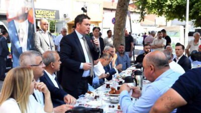 Osmangazililere en iyi hizmetleri sunabilmek adına mahalleleri tek tek gezen