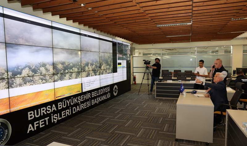 Bursa’nın Orhaneli ilçesi Yürecik Mahallesi'nde anız yakılması sonucu başlayan ve