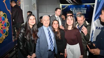 Bursa’da gençlere yönelik çalışmalara ayrı bir önem veren Büyükşehir Belediyesi,
