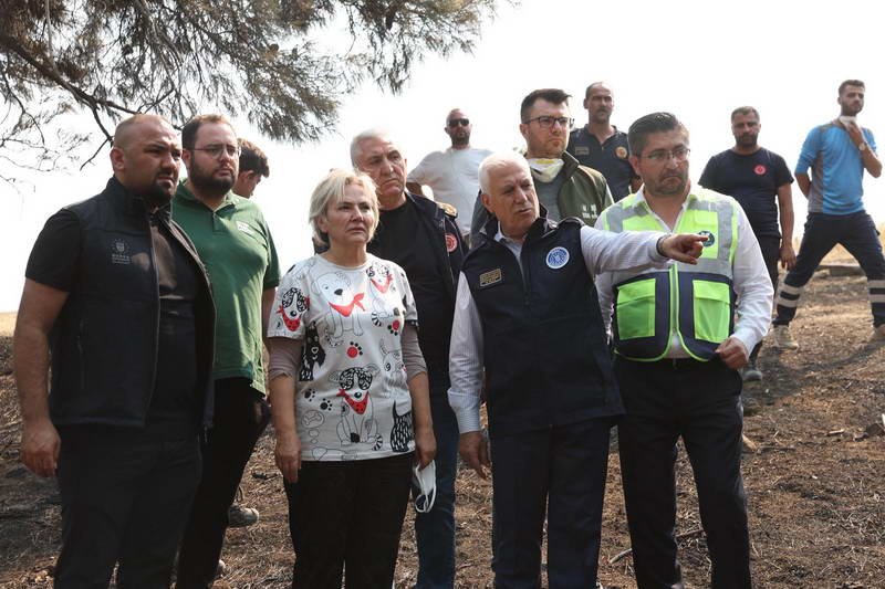 Bursa Büyükşehir Belediye Başkanı Mustafa Bozbey, Gürsu TOKİ bölgesinde devam