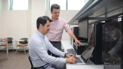 Bursa Teknik Üniversitesi (BTÜ), yapay zekâ temelli öğrenme analitiğiyle, yazılım