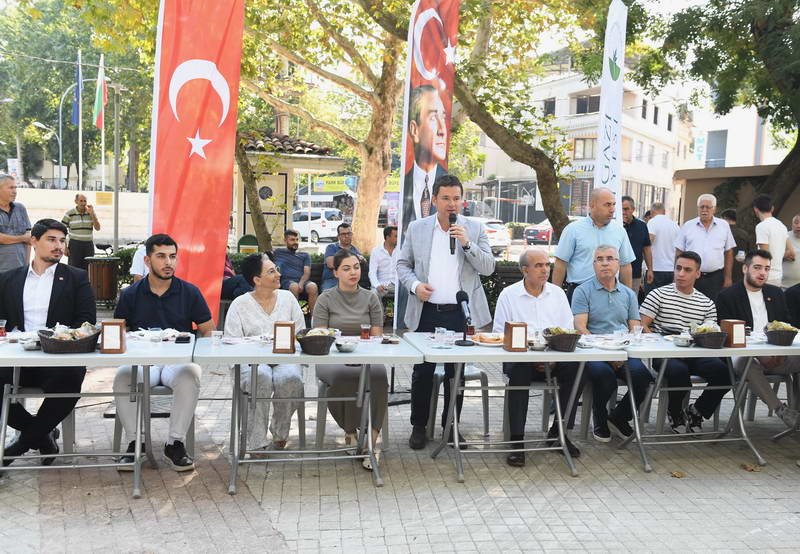 Osmangazi’de yaşayan vatandaşların sorunlarını tespit edip, çözümler üretebilmek adına mahalleleri