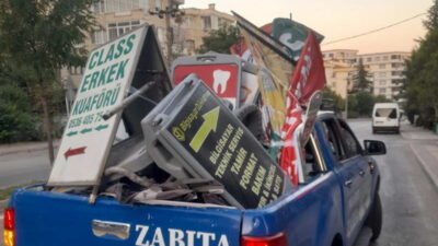 Nilüfer Belediyesi ekipleri, kent estetiğini bozan ve görüntü kirliliği yaratan