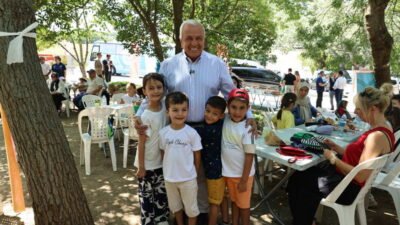 Nilüfer Belediyesi’nin 14’üncüsünü düzenlediği “Biz Bu Yaz Kütüphanedeyiz” etkinliği ebeveyn