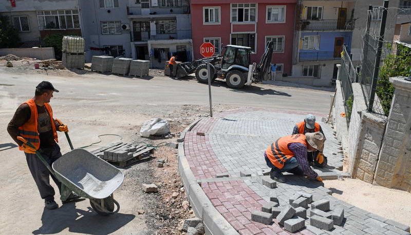 Osmangazi Belediyesi, vatandaşların daha konforlu ve güvenli ulaşıma kavuşması için