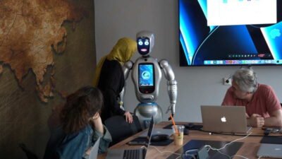 OECD’nin 2024 raporuna göre,Türkiye'de üniversite mezunlarının istihdama geçiş süresi Avrupa ortalamasının