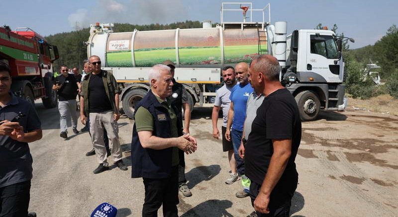 Bursa Büyükşehir Belediye Başkanı Mustafa Bozbey, Gürsu ve Harmancık’ta toplam