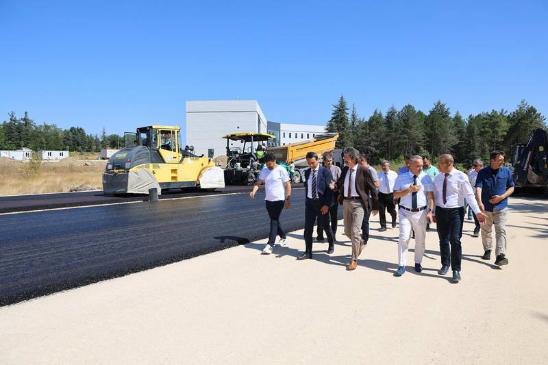Kaba inşaat çalışmalarında sona gelinen Bursa Uludağ Üniversitesi (BUÜ) Diş