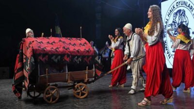 19.Uluslararası NAKEM Osmangazi Belediyesi Balkan Festivali, renkli gösteriler ve coşkulu