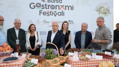  Bursa Büyükşehir Belediyesi’nin kentin köklü mutfağını, üretici gücünü ve zanaatkârlık