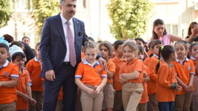 Yıldırım Belediyesi, 2025-2-26 Eğitim Öğretim Yılı’nda ihtiyaç sahibi öğrencilere 1.500