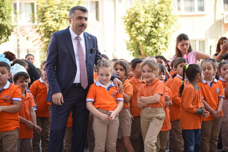 Yıldırım Belediyesi, 2025-2-26 Eğitim Öğretim Yılı’nda ihtiyaç sahibi öğrencilere 1.500