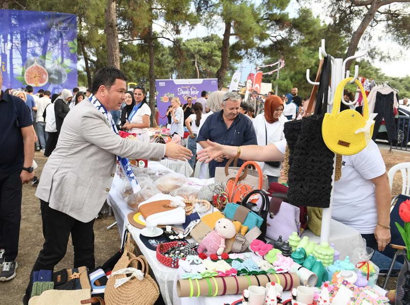 Osmangazi Belediyesi Bursa’nın coğrafi işaretli dünyaca ünlü siyah incirine festival