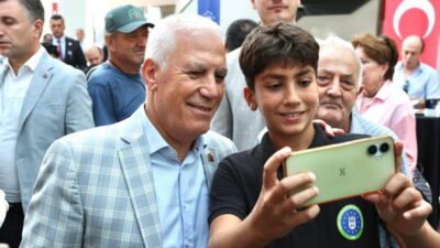 Bursa Büyükşehir Belediyesi tarafından Karacabey ilçesine kazandırılan Gençlik Merkezi, düzenlenen