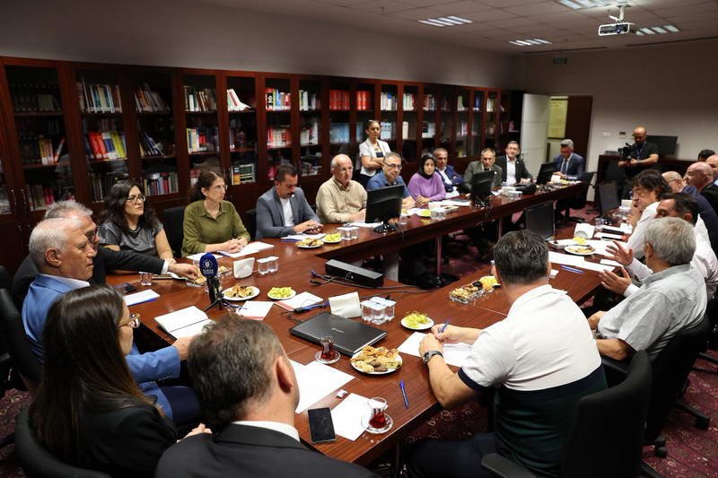 Bursa Büyükşehir Belediye Başkanı Mustafa  Bozbey, kentin sorunları ve