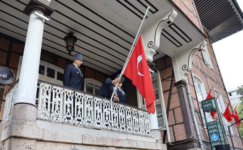 Bursa’nın Yunan işgalinden kurtuluşunun 103’üncü yıl dönümü, gazilerin sembolik olarak