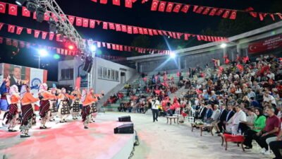 Yıldırım Belediyesi, 30 Ağustos Zafer Bayramı’nı düzenlediği etkinliklerle kutladı.