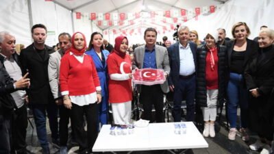 Cumhuriyete ve değerlerine her zaman sahip çıkan Osmangazi Belediyesi 29