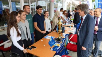 Bursa Uludağ Üniversitesi (BUÜ), yeni öğrencilerin üniversite, kampüs, şehir ve