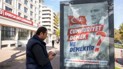 Bursa Büyükşehir Belediyesi, Türkiye Cumhuriyeti’nin 102’inci kuruluş yıl dönümünde, halkın