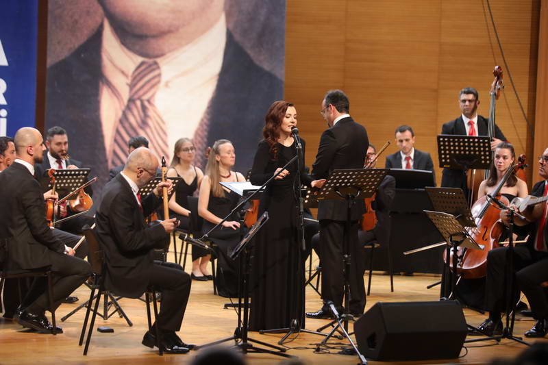 Büyükşehir Belediyesi Bursa Oda Orkestrası tarafından Azerbaycan ve Türkiye'den seçkin