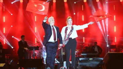 Bursa Büyükşehir Belediyesi, 29 Ekim Cumhuriyet Bayramı coşkusunu hazırladığı zengin