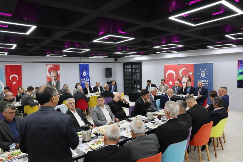 Kendileri için en değerli makamların halkla buluştukları alanlar olduğunu söyleyen