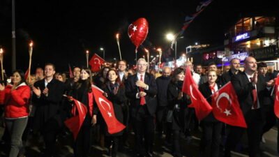 Mudanya, Cumhuriyet’in 102. yıldönümünde tarihine yakışır bir kutlamaya imza attı.