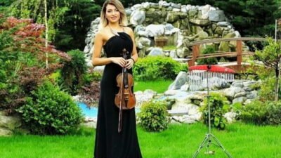 Müzik kariyerini yeni single projeleriyle taçlandıran ve bu alanda kalıcı