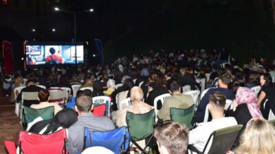 Bursa Büyükşehir Belediyesi tarafından sanatı kentin tüm sokaklarına yayma hedefiyle