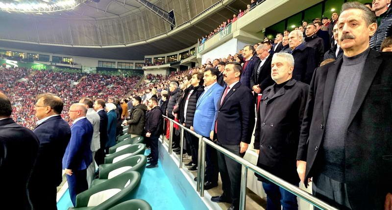 İYİ Parti Bursa Milletvekili Selçuk Türkoğlu, Bursa’da oynanan Türkiye–Bulgaristan millî