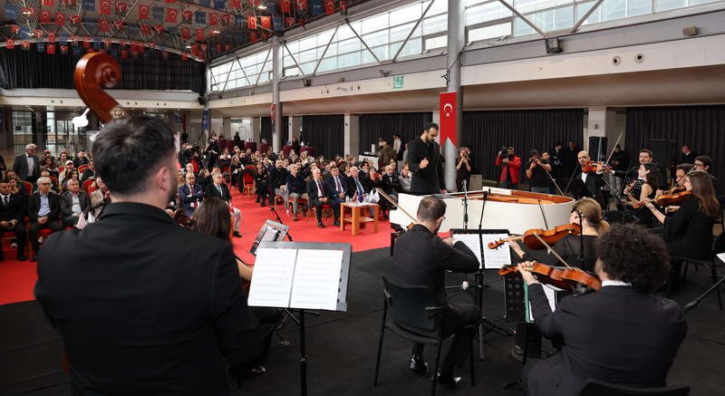 Bursa’yı yalnızca fiziksel yatırımlarla değil; kültürü, estetiği ve katılımcılığı esas