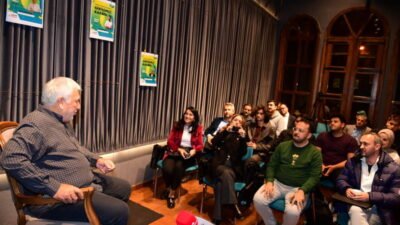 Gençlerin yenilikçi projelerine destek vermeye devam eden Osmangazi Belediyesi, girişimcilik