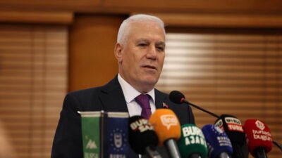 Bursa'da yürütülen soruşturma kapsamında tutuklanan Bursa Büyükşehir Belediye Başkanı Mustafa