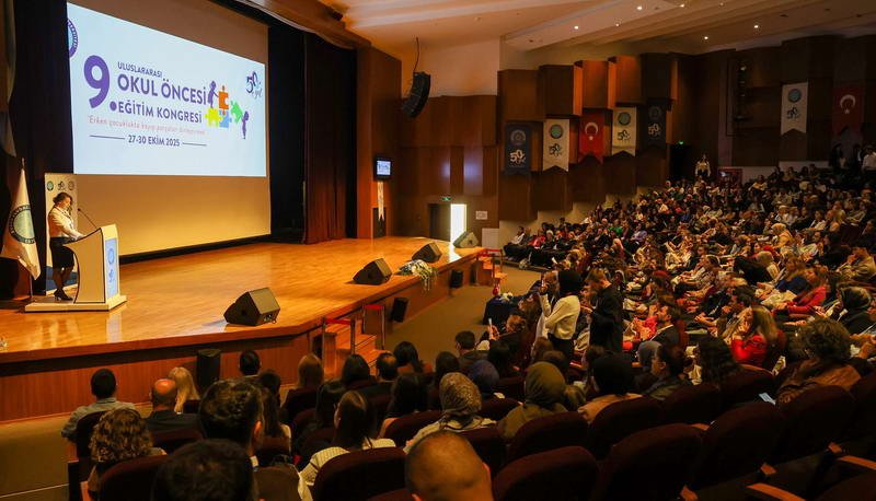Bursa Uludağ Üniversitesi (BUÜ) Eğitim Fakültesi ev sahipliğinde düzenlenen 9.