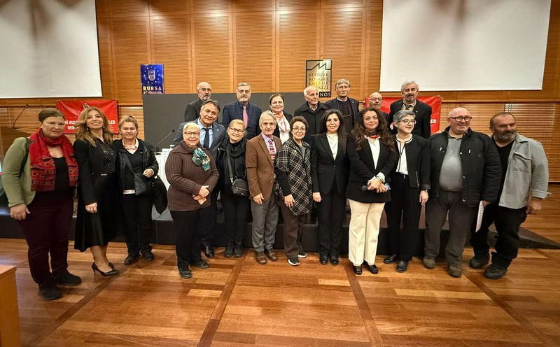 Türkiye’nin eğitim ve kültür tarihine damgasını vurmuş köy enstitüleri, Atatürk