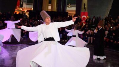 Tarihi değerlere sahip çıkan ve kültür mirasını gelecek nesillere aktaran