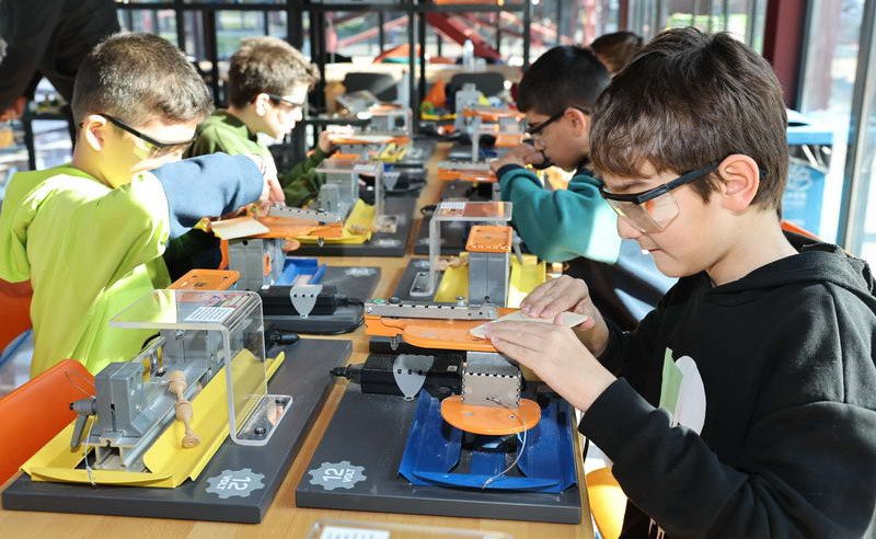 Nilüfer Belediyesi yarıyıl tatilini çocuklar için birbirinden farklı atölyeler, oyunlar