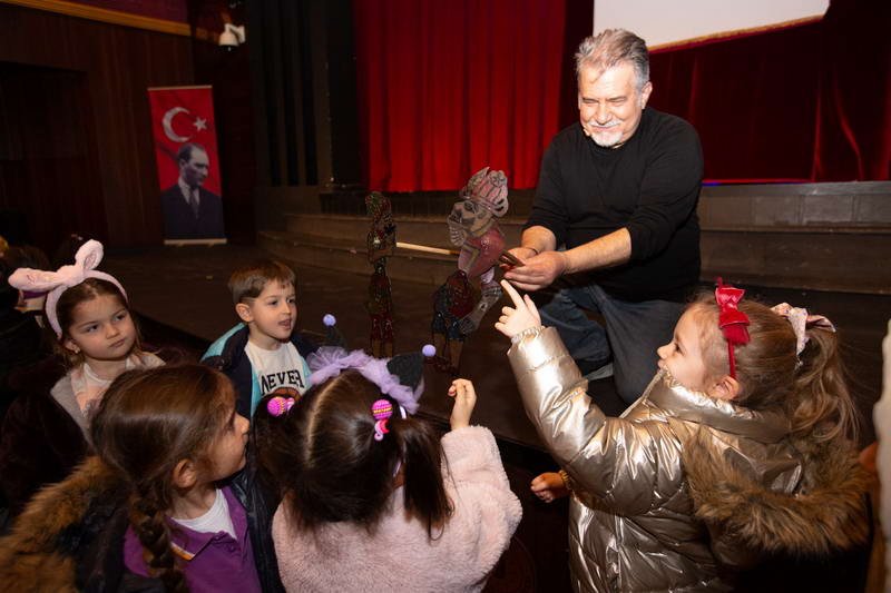 Bursa Büyükşehir Belediyesi, ramazan ayı boyunca çocuklara yönelik düzenlediği kültür-sanat
