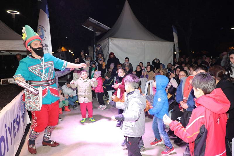 Mudanya Belediyesi, Ramazan ayını ilçenin dört bir yanında kurulacak sofralar