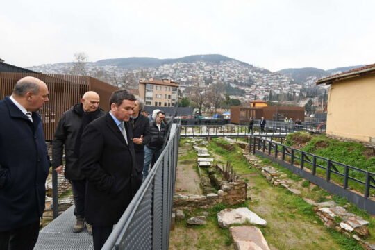 Binlerce yıllık geçmişiyle medeniyetlerin izini taşıyan Osmangazi’de, tarih bir kez