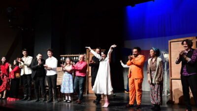 Sanatı toplumla buluşturan güçlü vizyonuyla tiyatrodan müziğe kültürel yaşamı zenginleştirmeyi